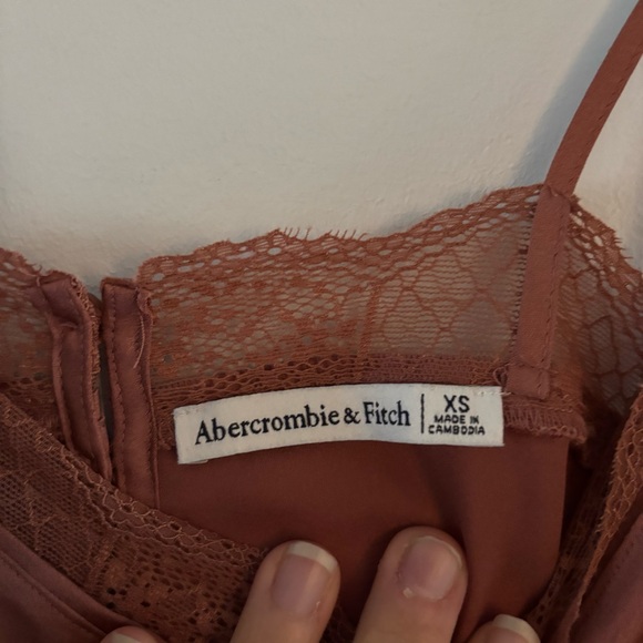 Abercrombie & Fitch Women Sleeveless Lace Trim Cami Tank Top XS y2k Sexy Satin - Picture 3 of 9